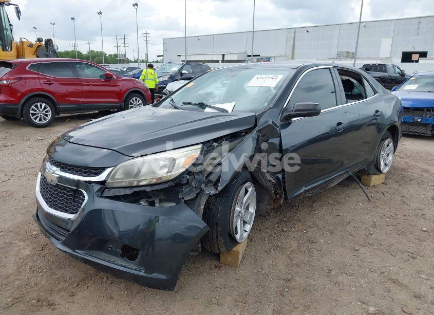 Photo 2 of 2015 Chevrolet Malibu LS (VIN 1G11B5SLXFF168780)