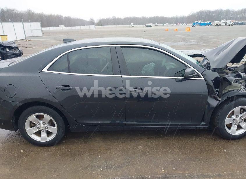 Photo 13 of 2015 Chevrolet Malibu LS (VIN 1G11B5SLXFF182436)