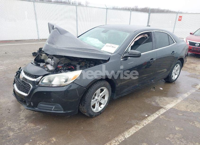 Photo 2 of 2015 Chevrolet Malibu LS (VIN 1G11B5SLXFF182436)