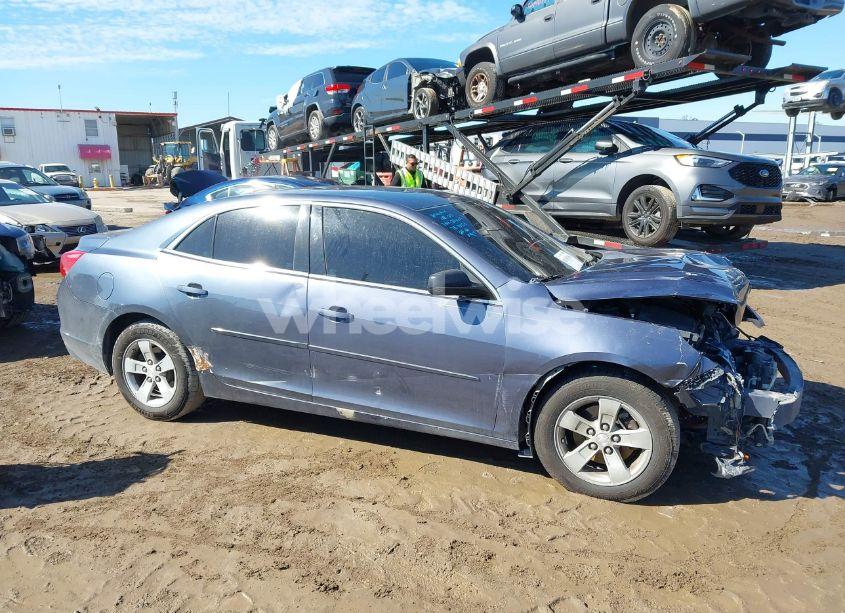 Photo 13 of 2015 Chevrolet Malibu LS (VIN 1G11B5SLXFF184851)
