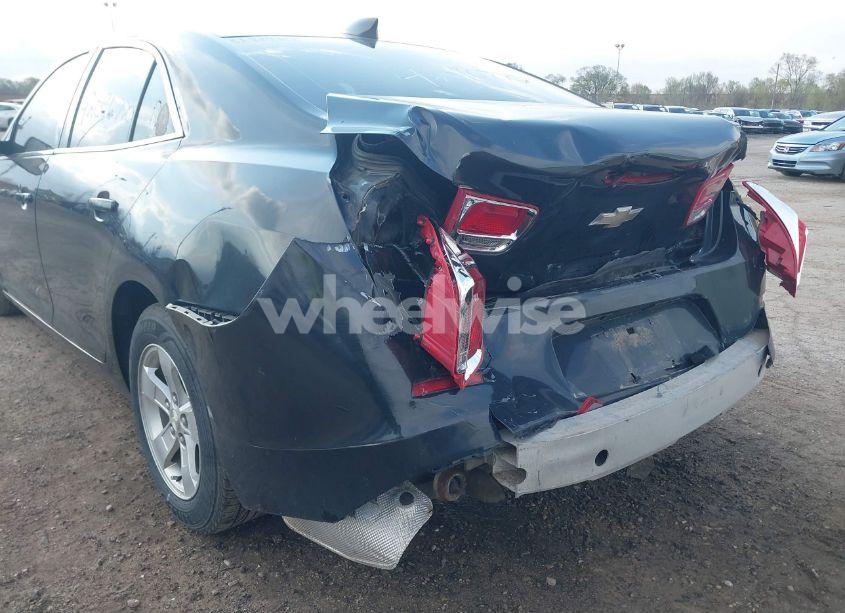 Photo 6 of 2015 Chevrolet Malibu LS (VIN 1G11B5SLXFF252226)