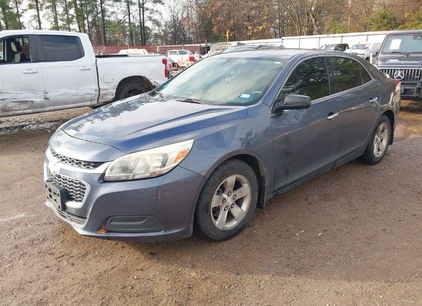 Photo 2 of 2015 Chevrolet Malibu LS (VIN 1G11B5SLXFF271049)