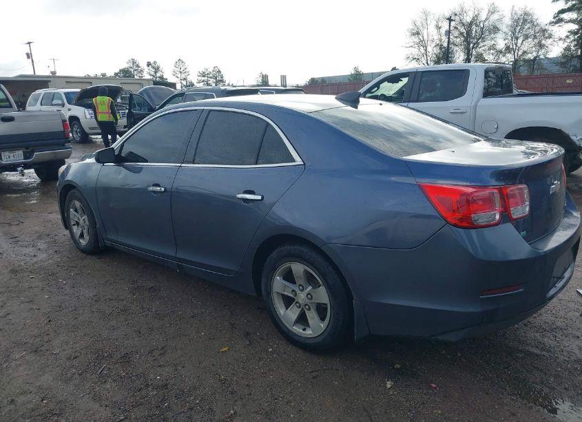 Photo 3 of 2015 Chevrolet Malibu LS (VIN 1G11B5SLXFF271049)
