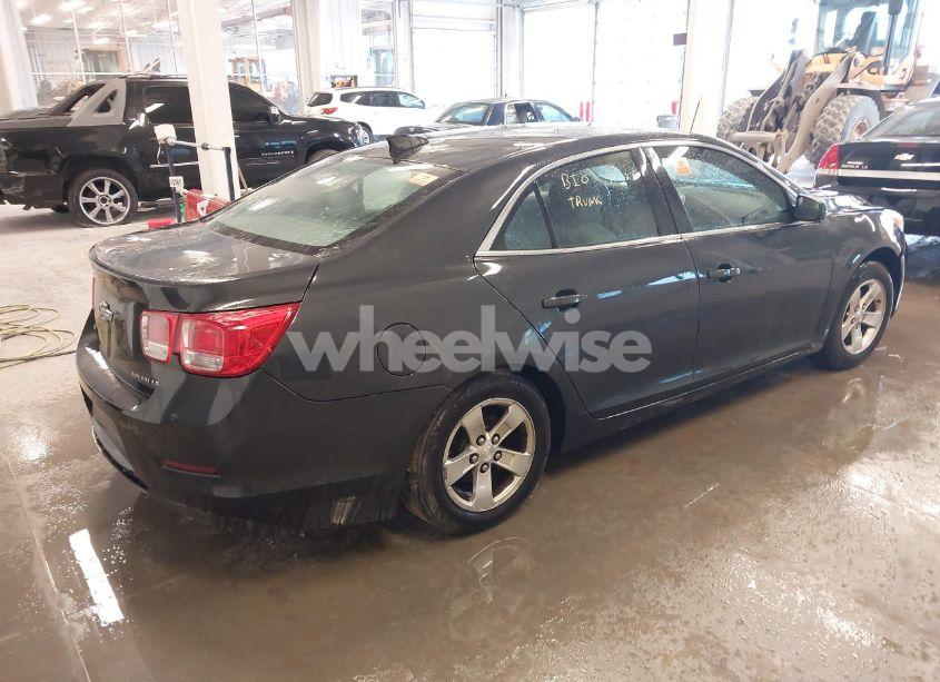 Photo 4 of 2015 Chevrolet Malibu LS (VIN 1G11B5SLXFF336112)