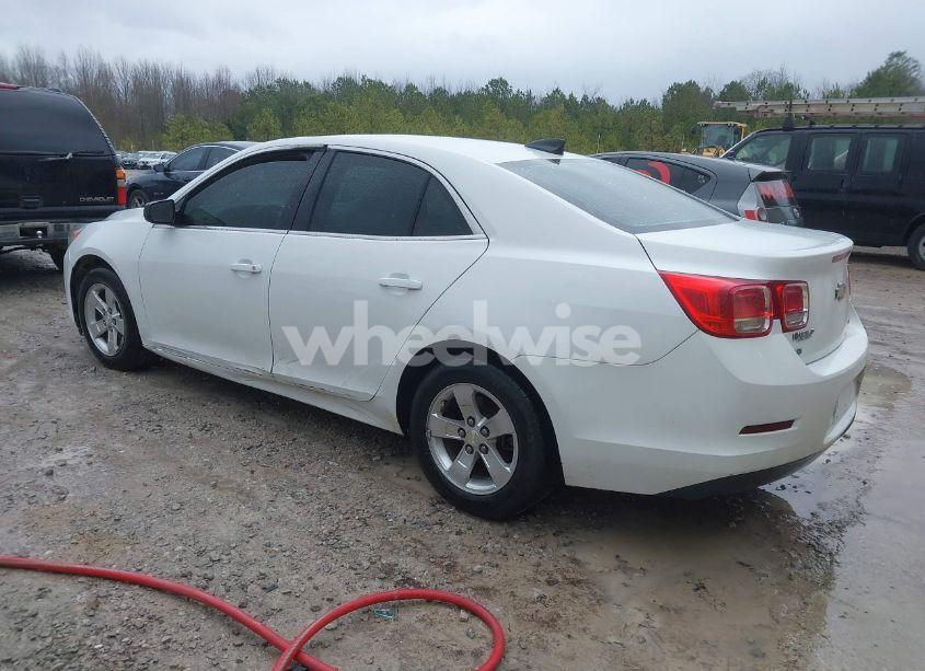Photo 3 of 2015 Chevrolet Malibu LS (VIN 1G11B5SLXFF353198)