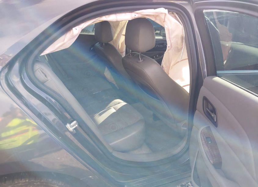 Photo 8 of 2013 Chevrolet Malibu 1LT (VIN 1G11C5SA0DF308523)