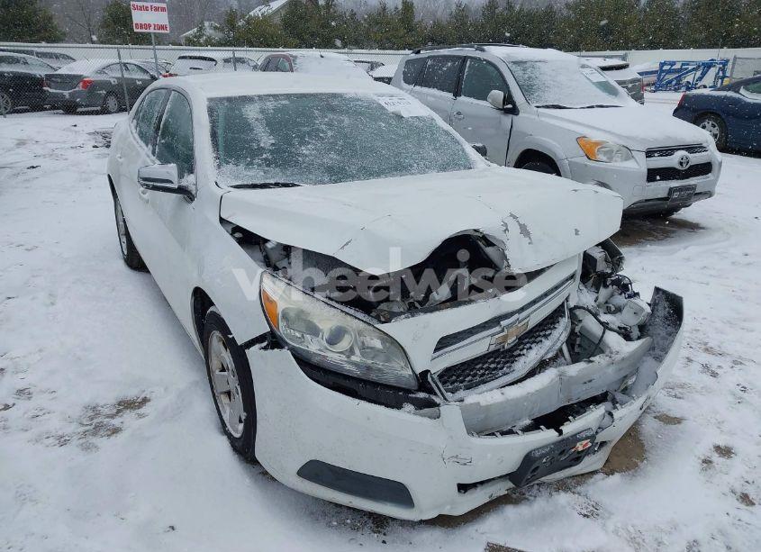 2013 Chevrolet Malibu 1LT (VIN 1G11C5SA0DF310272) main photo