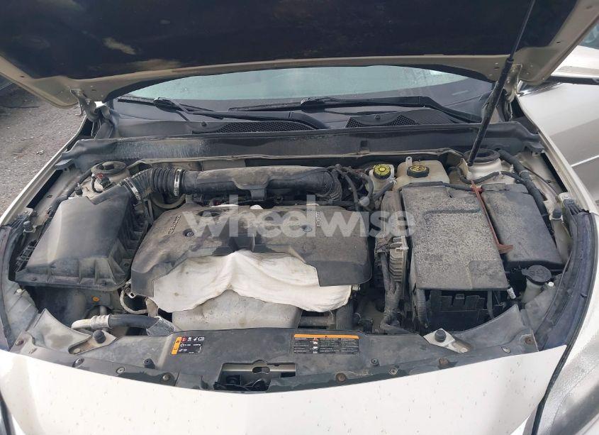 Photo 10 of 2016 Chevrolet Malibu LIMITED LT (VIN 1G11C5SA0GF114062)