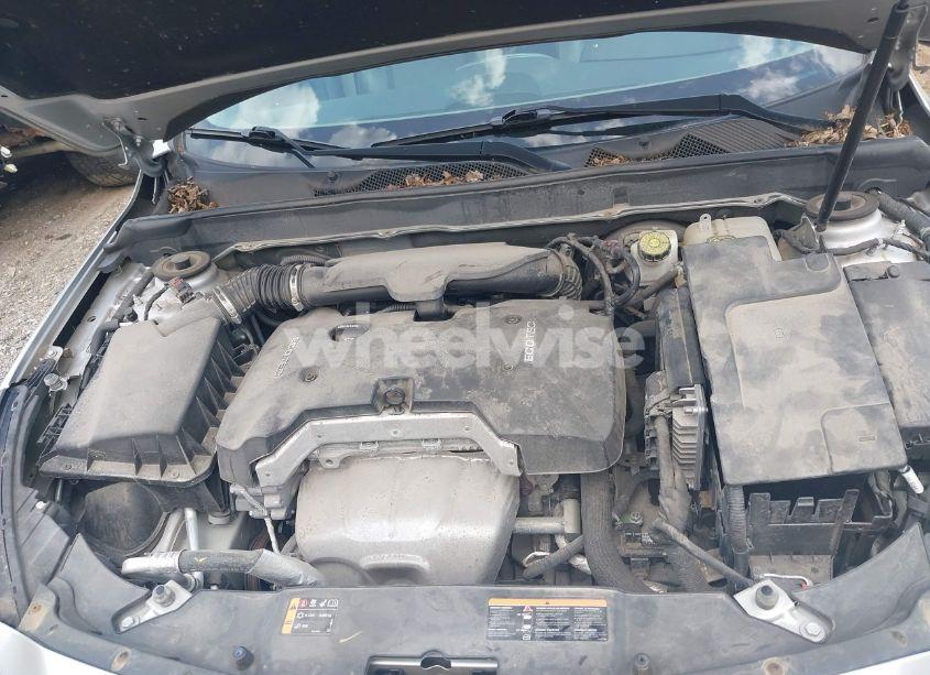 Photo 10 of 2016 Chevrolet Malibu LIMITED LT (VIN 1G11C5SA0GF126227)