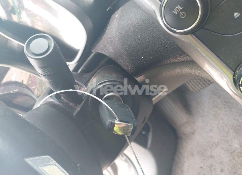 Photo 11 of 2016 Chevrolet Malibu LIMITED LT (VIN 1G11C5SA0GF145277)