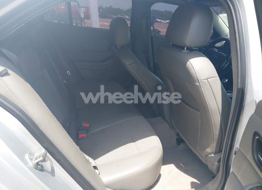 Photo 8 of 2016 Chevrolet Malibu LIMITED LT (VIN 1G11C5SA0GF145277)