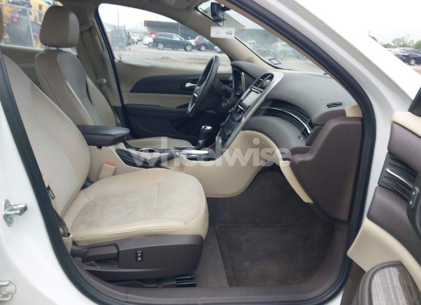 Photo 5 of 2016 Chevrolet Malibu LIMITED LT (VIN 1G11C5SA0GF150558)