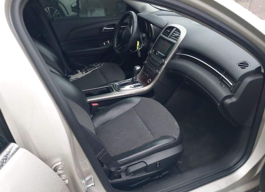 Photo 5 of 2013 Chevrolet Malibu 1LT (VIN 1G11C5SA1DF144912)