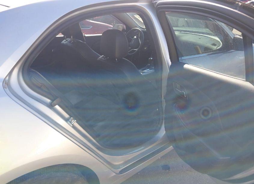 Photo 8 of 2013 Chevrolet Malibu 1LT (VIN 1G11C5SA1DF245240)
