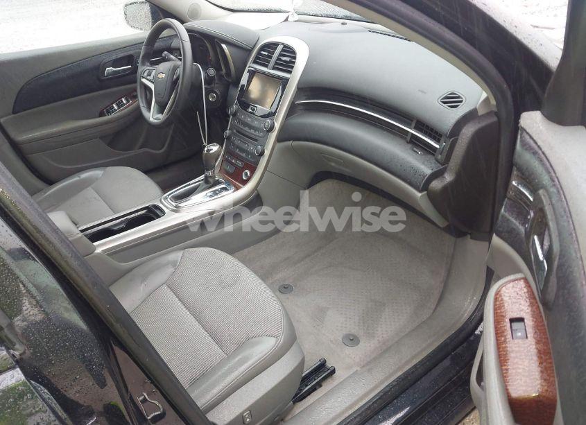 Photo 5 of 2013 Chevrolet Malibu 1LT (VIN 1G11C5SA1DF357066)