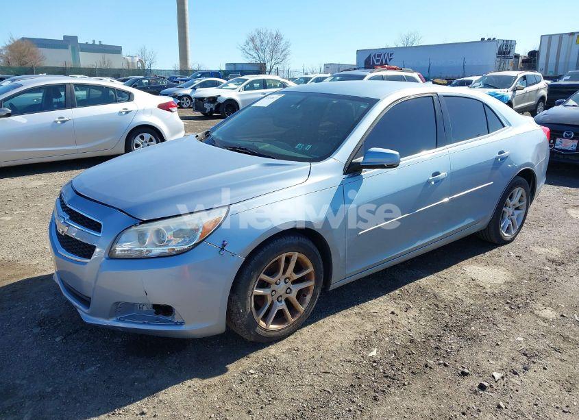 Photo 2 of 2013 Chevrolet Malibu 1LT (VIN 1G11C5SA1DU124963)