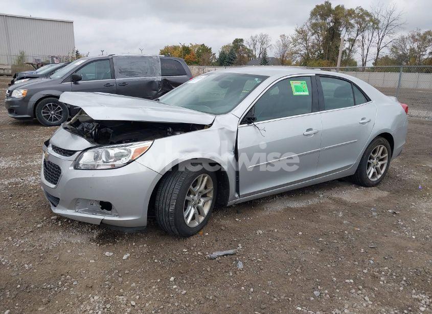 Photo 2 of 2016 Chevrolet Malibu LIMITED LT (VIN 1G11C5SA1GF121635)