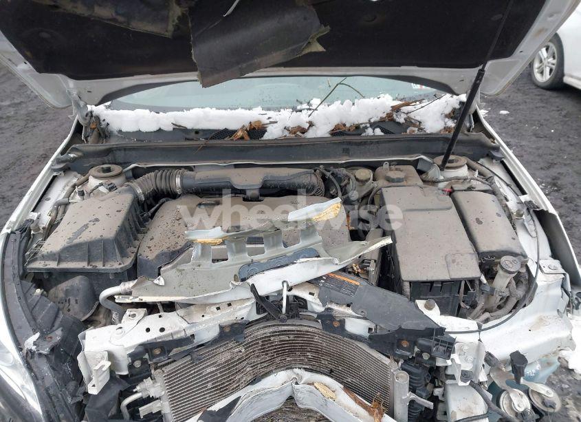 Photo 10 of 2016 Chevrolet Malibu LIMITED LT (VIN 1G11C5SA1GF139830)