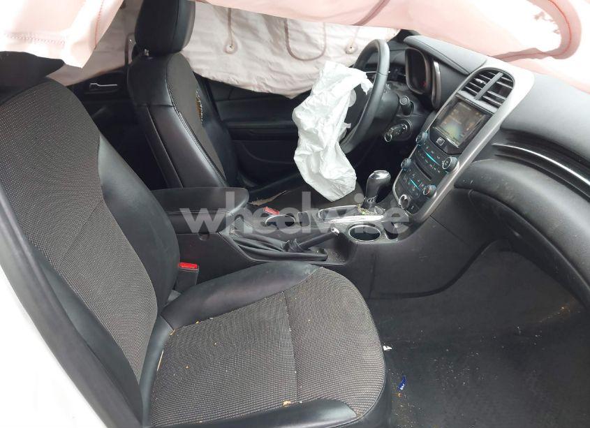 Photo 5 of 2016 Chevrolet Malibu LIMITED LT (VIN 1G11C5SA1GF139830)