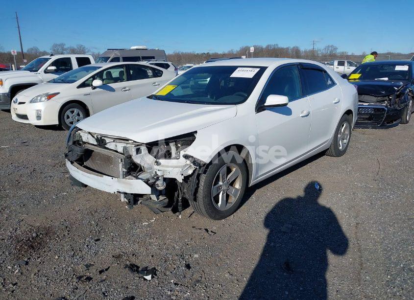 Photo 2 of 2016 Chevrolet Malibu LIMITED LT (VIN 1G11C5SA1GF145109)