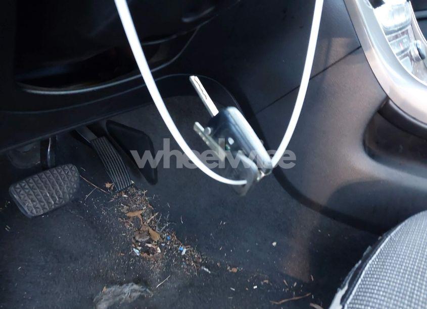 Photo 11 of 2013 Chevrolet Malibu 1LT (VIN 1G11C5SA2DF227135)