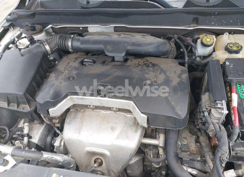 Photo 10 of 2013 Chevrolet Malibu 1LT (VIN 1G11C5SA2DF334203)