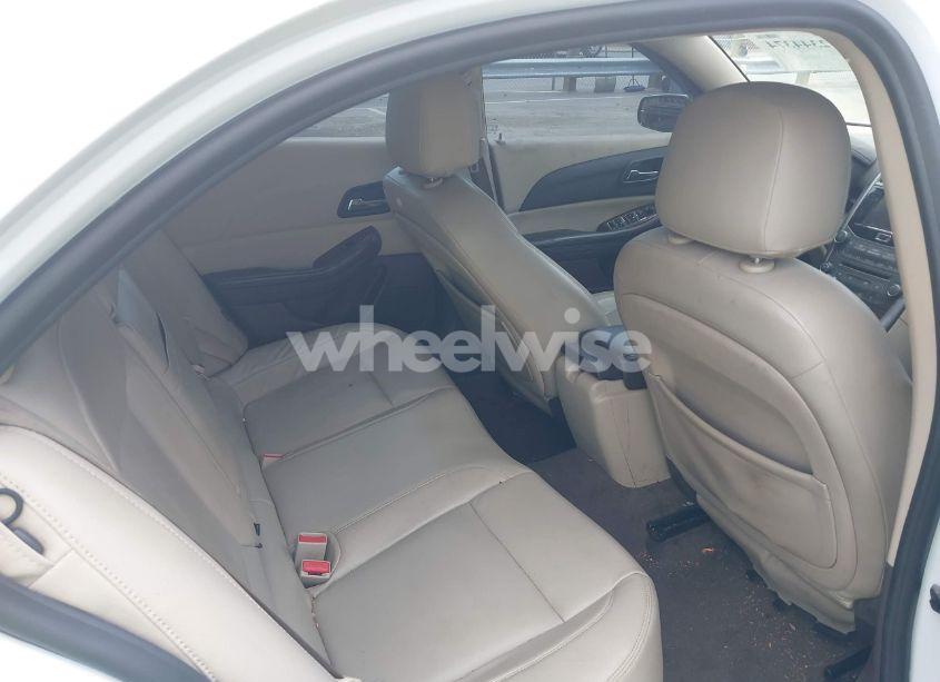 Photo 8 of 2013 Chevrolet Malibu 1LT (VIN 1G11C5SA2DF334203)