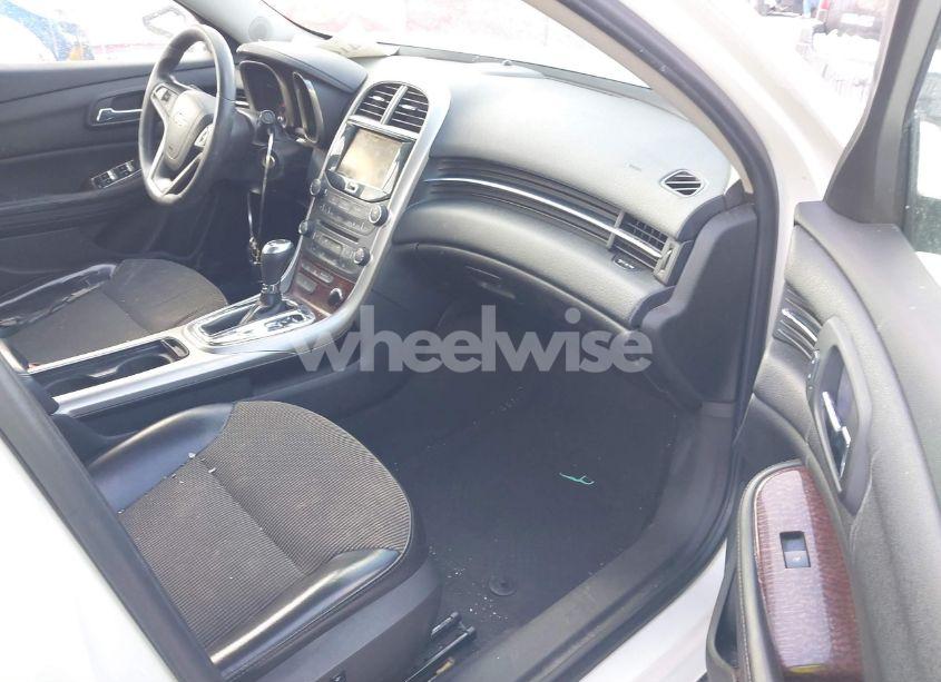 Photo 5 of 2013 Chevrolet Malibu 1LT (VIN 1G11C5SA2DF350949)