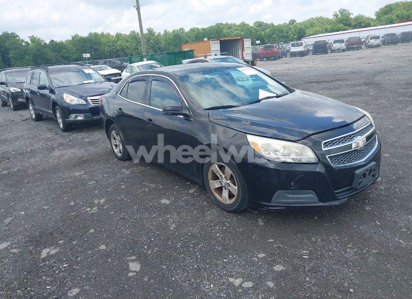 2013 Chevrolet Malibu 1LT (VIN 1G11C5SA2DU135213) main photo