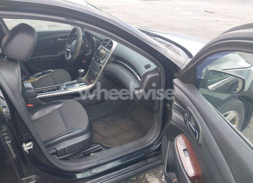 Photo 5 of 2013 Chevrolet Malibu 1LT (VIN 1G11C5SA2DU135213)