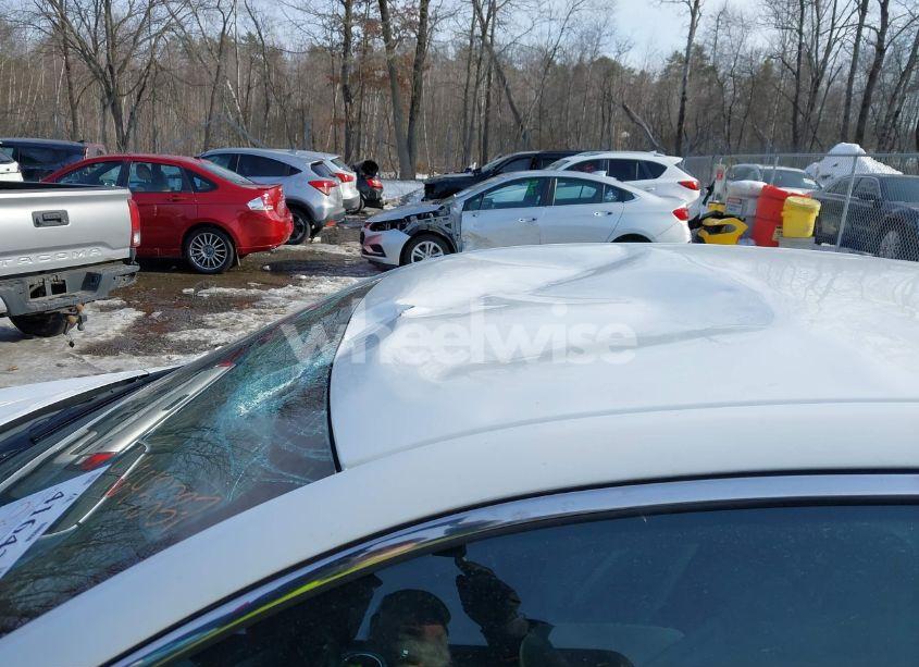 Photo 6 of 2016 Chevrolet Malibu LIMITED LT (VIN 1G11C5SA2GF116900)