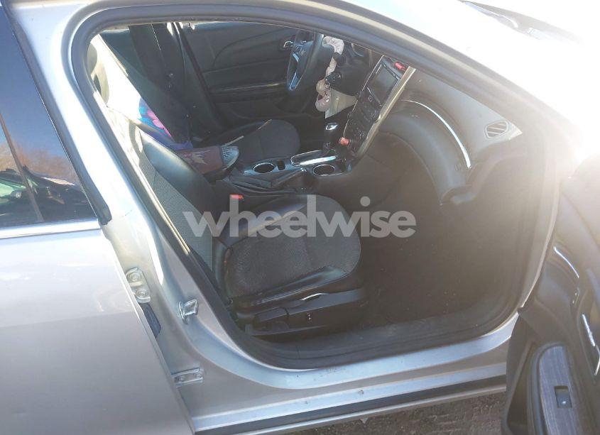 Photo 5 of 2016 Chevrolet Malibu LIMITED LT (VIN 1G11C5SA2GF140243)