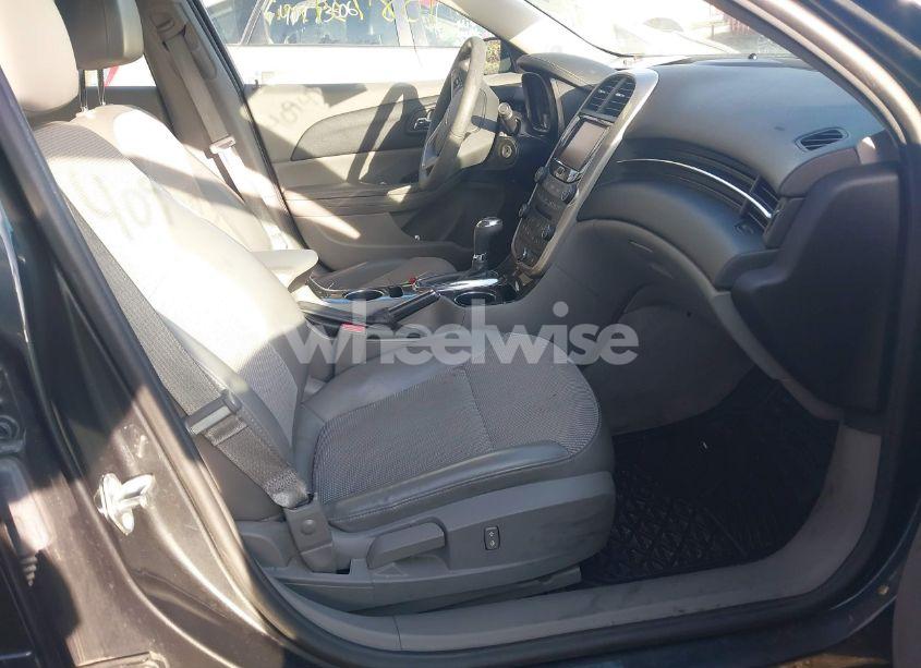 Photo 5 of 2016 Chevrolet Malibu LIMITED LT (VIN 1G11C5SA2GU130050)