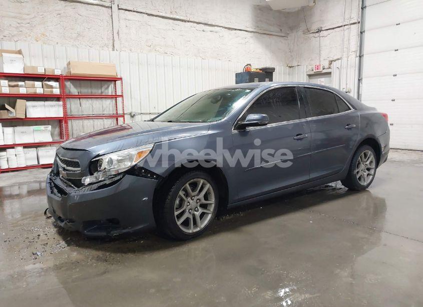 Photo 2 of 2013 Chevrolet Malibu 1LT (VIN 1G11C5SA3DF234062)