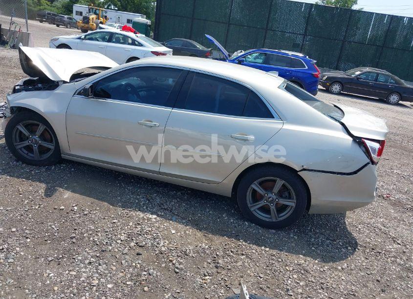 Photo 3 of 2013 Chevrolet Malibu 1LT (VIN 1G11C5SA3DF340222)