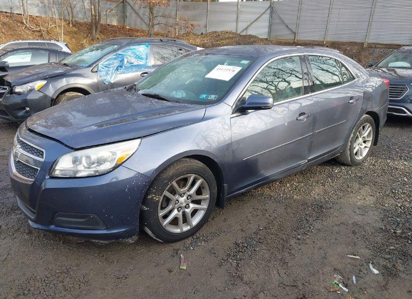 Photo 2 of 2013 Chevrolet Malibu 1LT (VIN 1G11C5SA3DF351172)