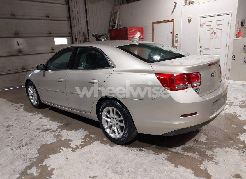 Photo 3 of 2016 Chevrolet Malibu LIMITED LT (VIN 1G11C5SA3GF135228)