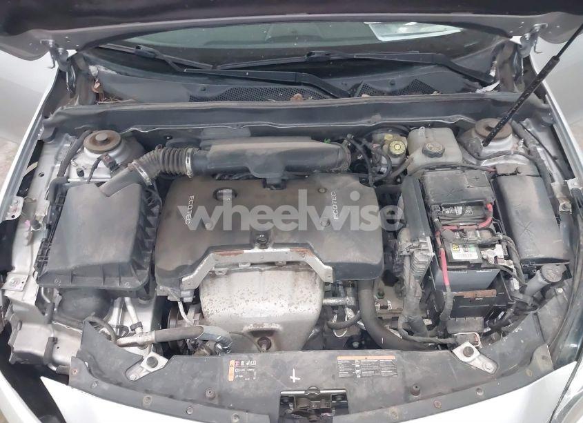 Photo 10 of 2016 Chevrolet Malibu LIMITED LT (VIN 1G11C5SA3GF158301)