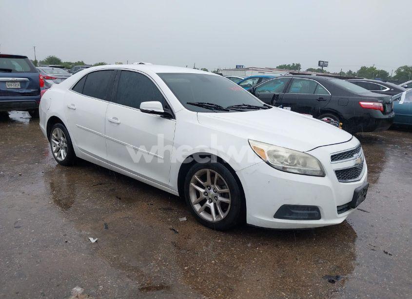 2013 Chevrolet Malibu 1LT (VIN 1G11C5SA4DF144242) main photo