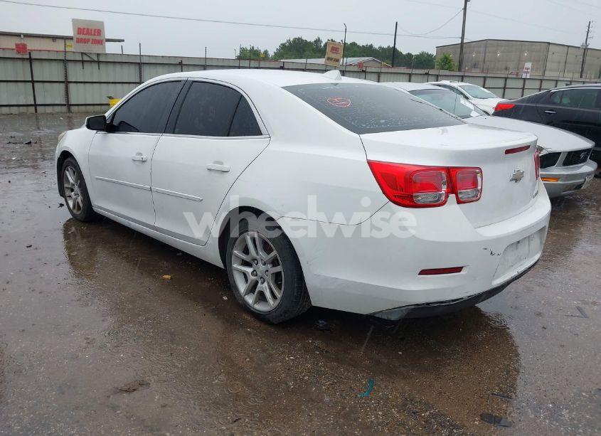 Photo 3 of 2013 Chevrolet Malibu 1LT (VIN 1G11C5SA4DF144242)