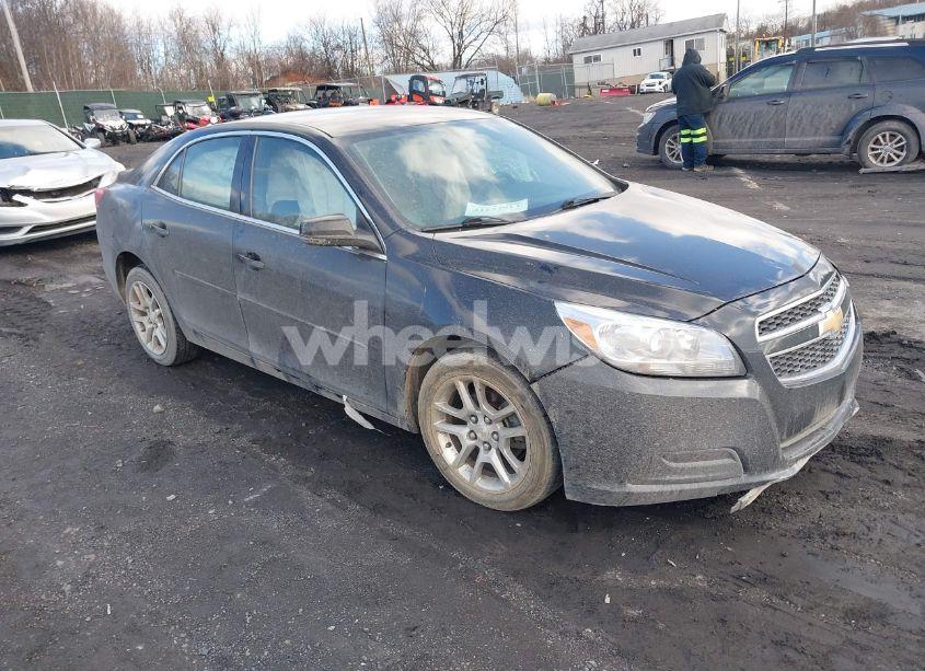 2013 Chevrolet Malibu 1LT (VIN 1G11C5SA4DF181050) main photo
