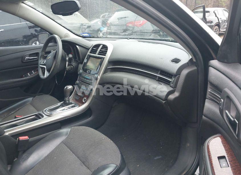 Photo 5 of 2013 Chevrolet Malibu 1LT (VIN 1G11C5SA4DF198575)