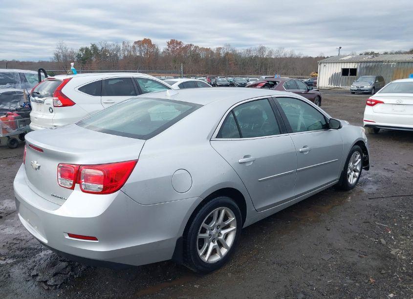 Photo 4 of 2013 Chevrolet Malibu 1LT (VIN 1G11C5SA4DF255373)
