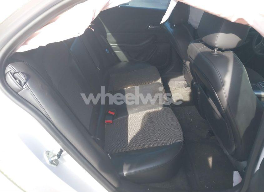 Photo 8 of 2013 Chevrolet Malibu 1LT (VIN 1G11C5SA4DF353531)