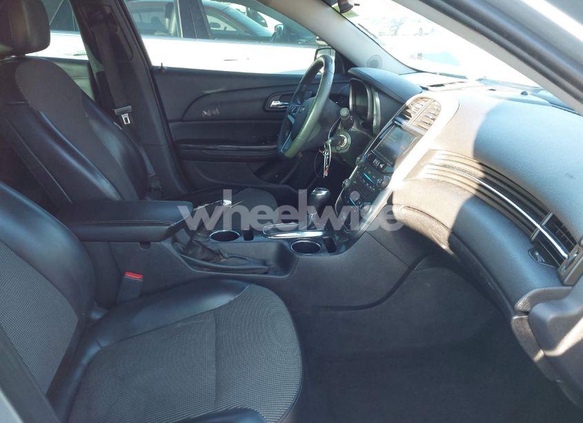 Photo 5 of 2016 Chevrolet Malibu LIMITED LT (VIN 1G11C5SA4GU162031)