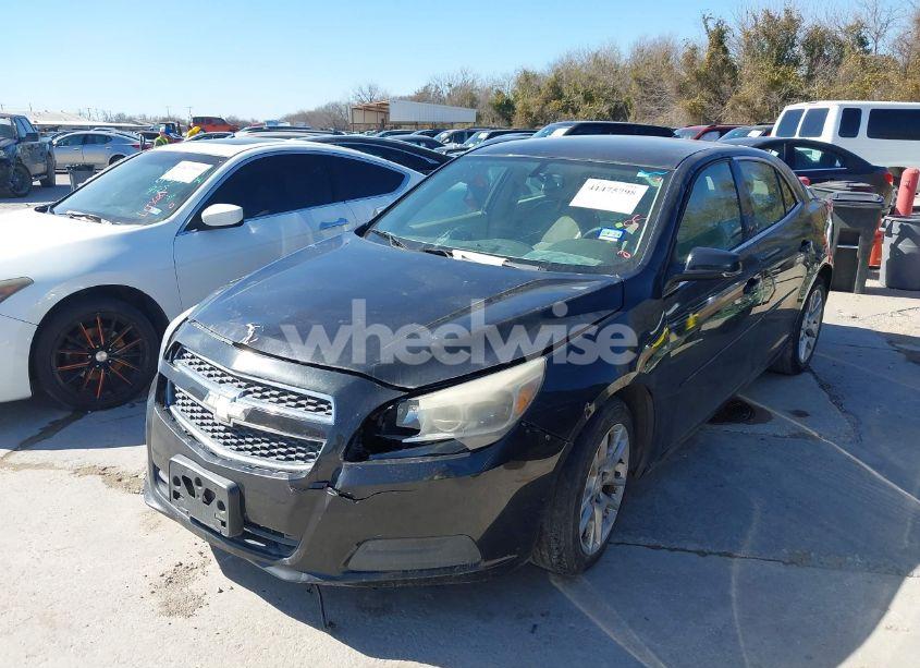 Photo 2 of 2013 Chevrolet Malibu 1LT (VIN 1G11C5SA5DF182630)