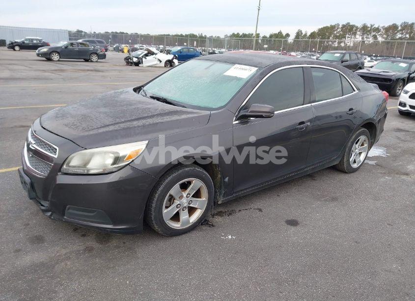 Photo 2 of 2013 Chevrolet Malibu 1LT (VIN 1G11C5SA5DF207588)