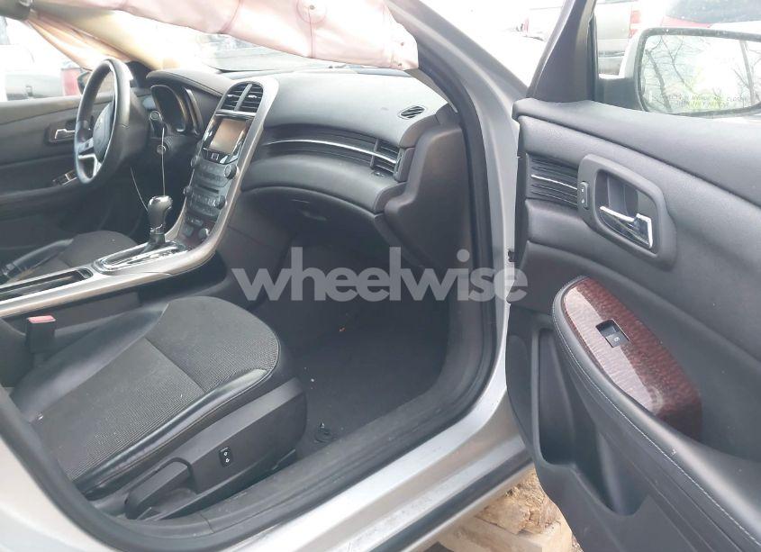 Photo 5 of 2013 Chevrolet Malibu 1LT (VIN 1G11C5SA5DF348029)
