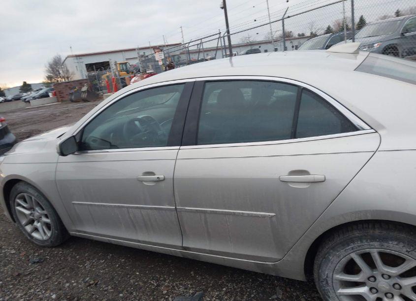 Photo 14 of 2016 Chevrolet Malibu LIMITED LT (VIN 1G11C5SA5GF120391)