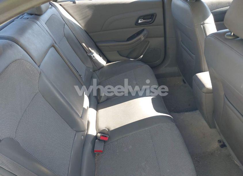 Photo 8 of 2016 Chevrolet Malibu LIMITED LT (VIN 1G11C5SA5GF123940)